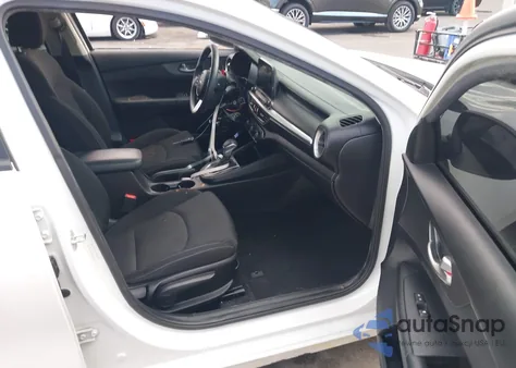 2021 Kia Forte Lxs из США, поврежденный, VIN 03KPF24AD3ME31051